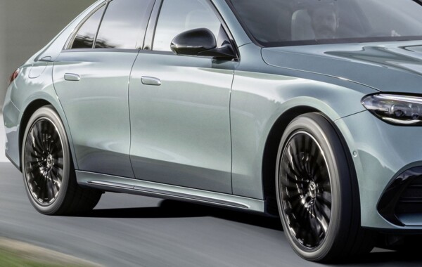 Mercedes-Benz E 300 - Image 2