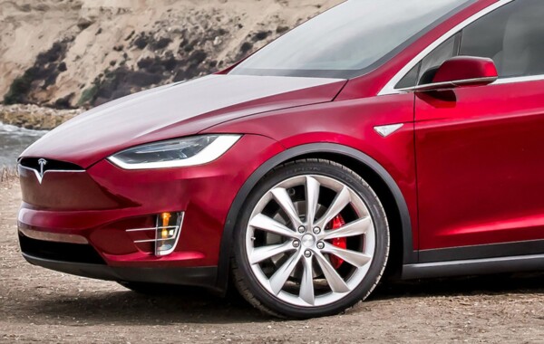 Tesla Model X - Image 2