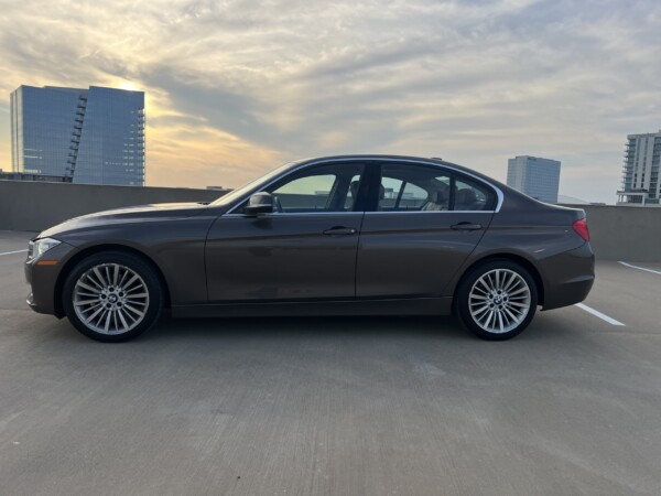 2013 BMW 328i - Image 3