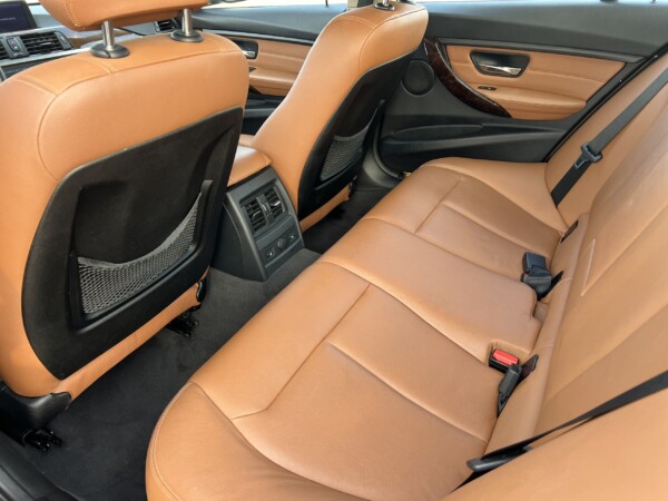 2013 BMW 328i - Image 18