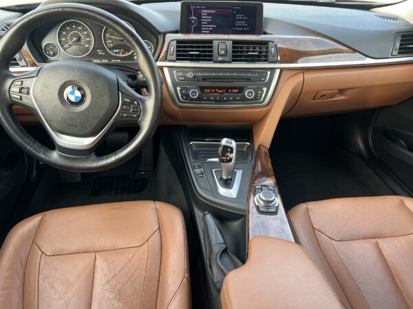 2013 BMW 328i - Image 12